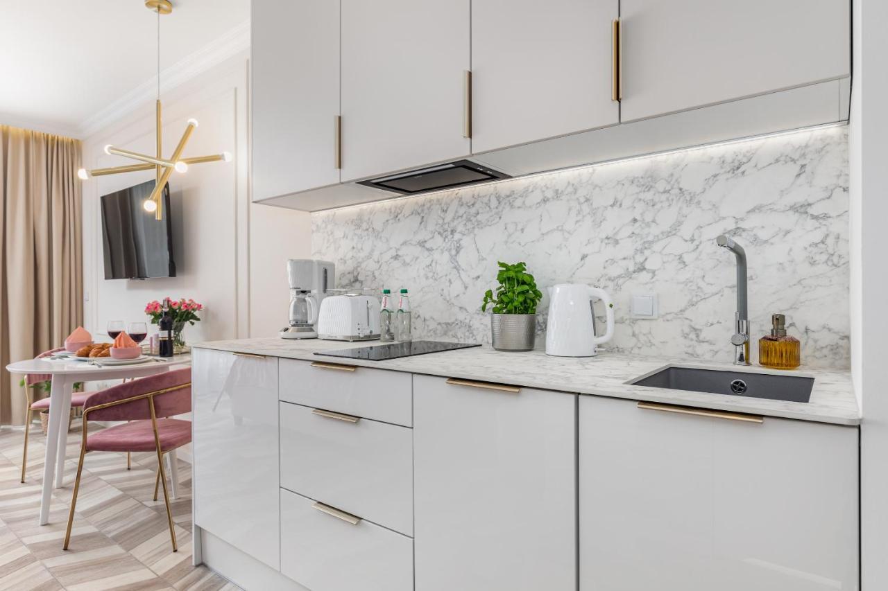 Golden Line Apartments Świnoujście Екстериор снимка